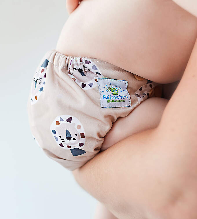 Blümchen Newborn Überhose